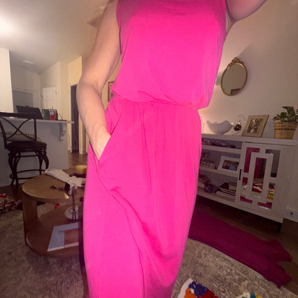Chic Fuchsia Sleeveless Maxi Dress